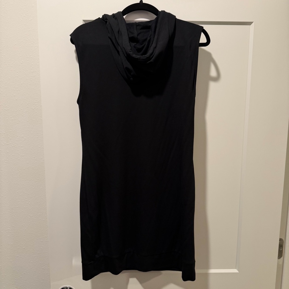 Black Sleeveless Hoodie Midi Dress - Picture 2 of 5